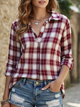 V-neck lapel loose-fitting women's plaid shirt